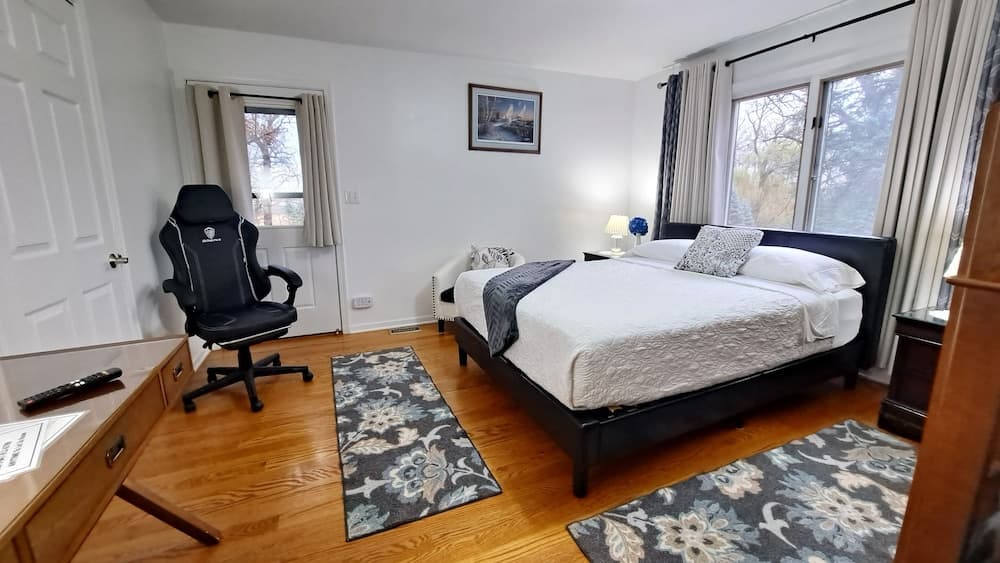 HARMONY INN gallery photo in Huntley, IL — image 4