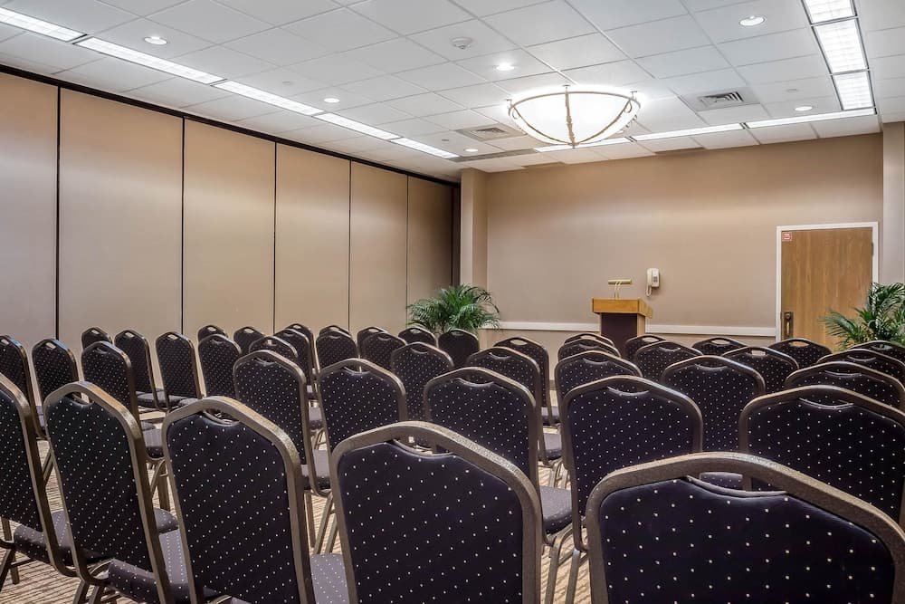 Comfort Suites Near Casinos Norwich-Uncasville CT gallery photo in Norwich, CT — image 29