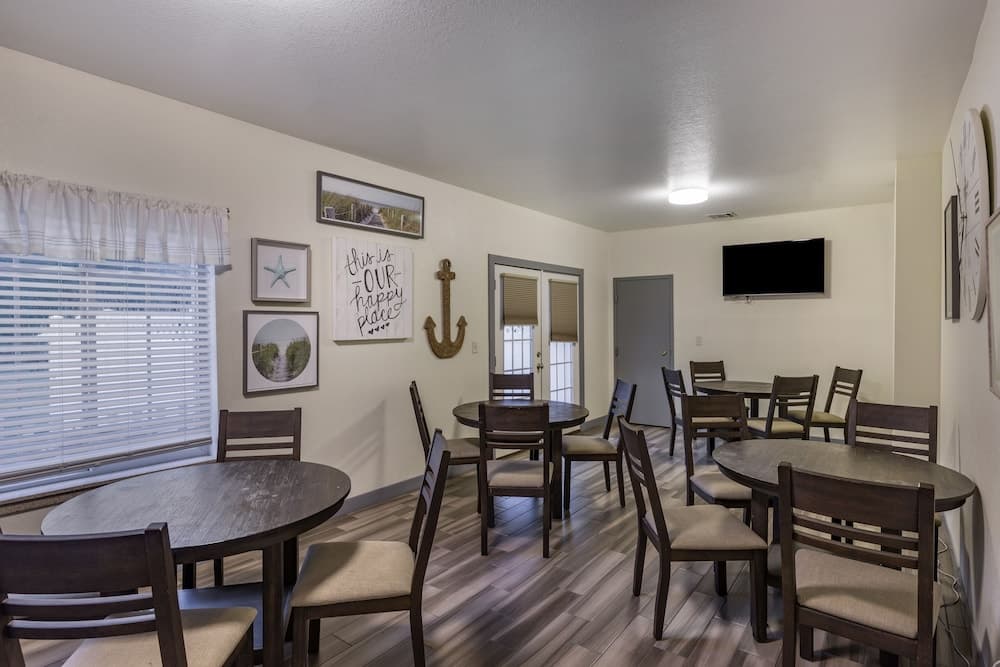 Stay-Over Suites property views in Hopewell, VA — gallery photo 3