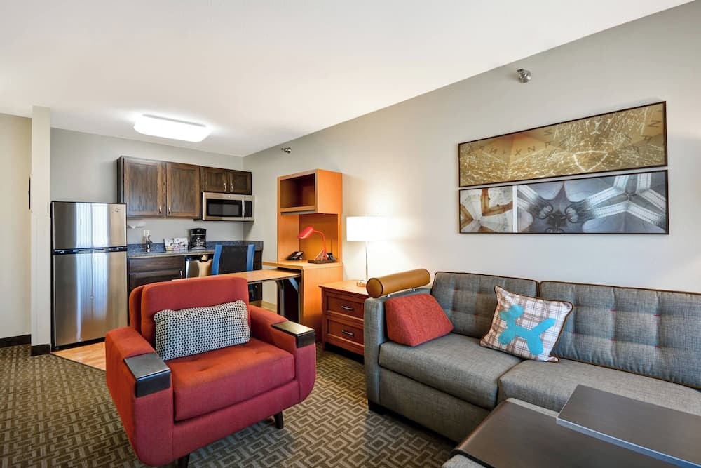 TownePlace Suites by Marriott Sioux Falls featured exterior or lobby in Sioux Falls, SD — similar hotel
