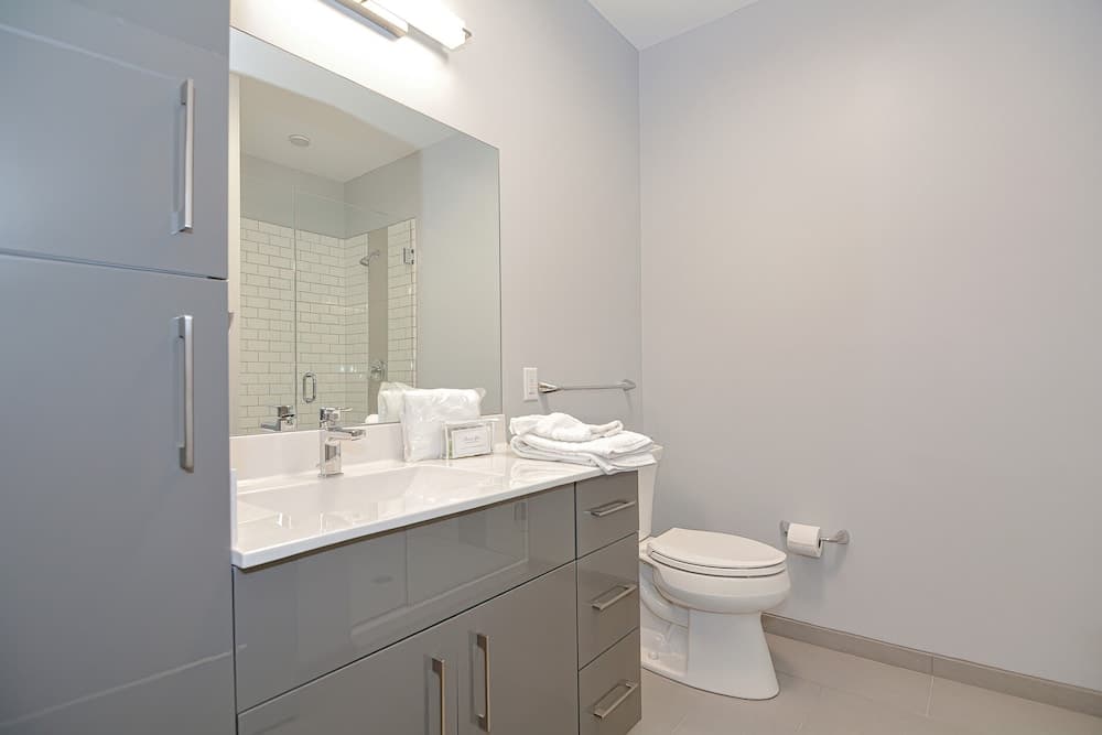 Global Luxury Suites Downtown Providence gallery photo in Providence, RI — image 54