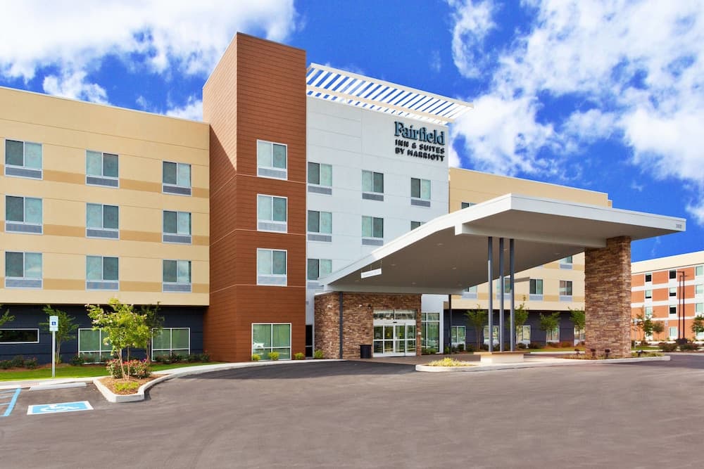 Fairfield Inn & Suites by Marriott Birmingham Colonnade featured exterior or lobby in Birmingham, AL — similar hotel