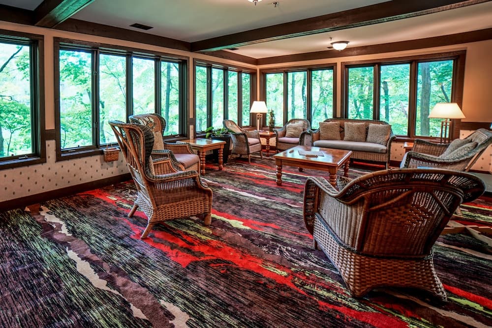 Spring House Inn gallery photo in Chesterton, IN — image 14