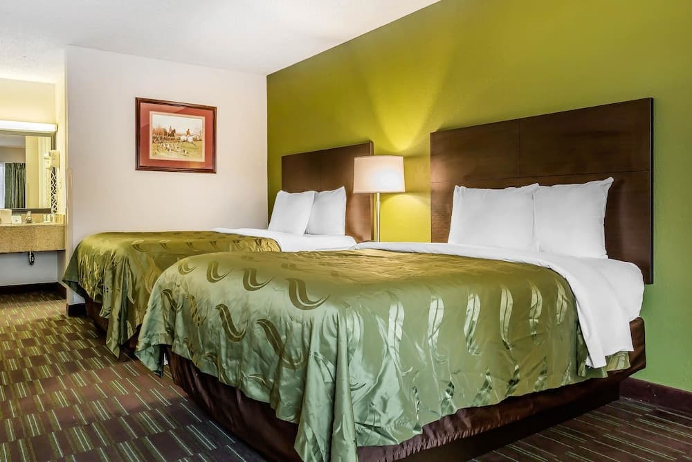 Quality Inn Culpeper property views in Culpeper, VA — gallery photo 3