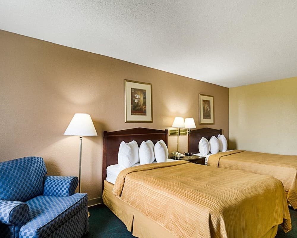 Quality Inn Shenandoah Valley gallery photo in New Market, VA — image 5
