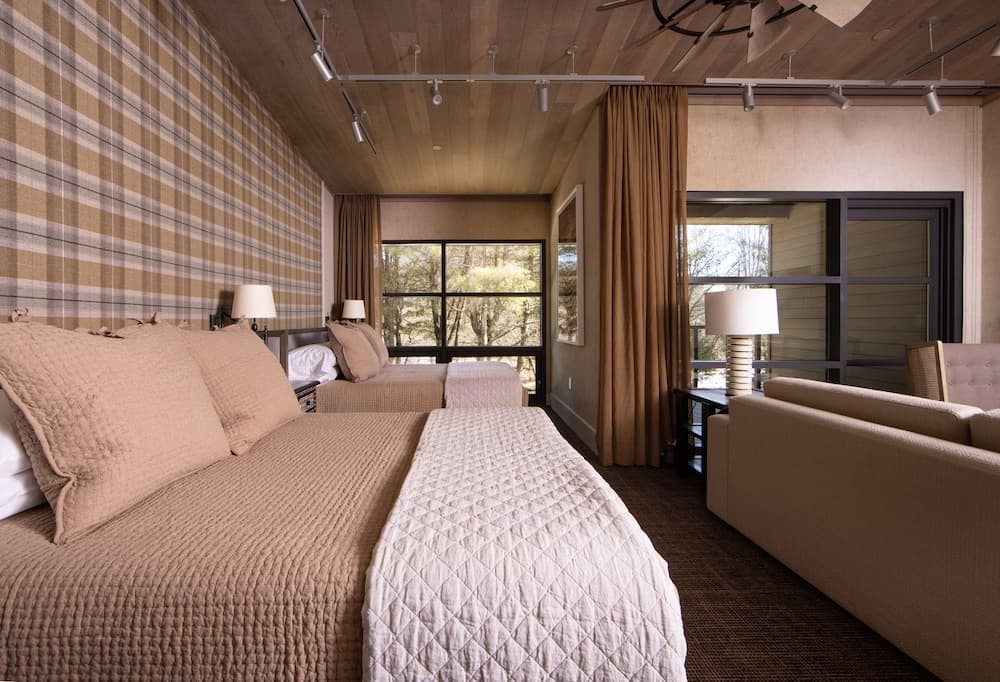The Bradstan Boutique Hotel interior in Eldred, NY — gallery photo 2