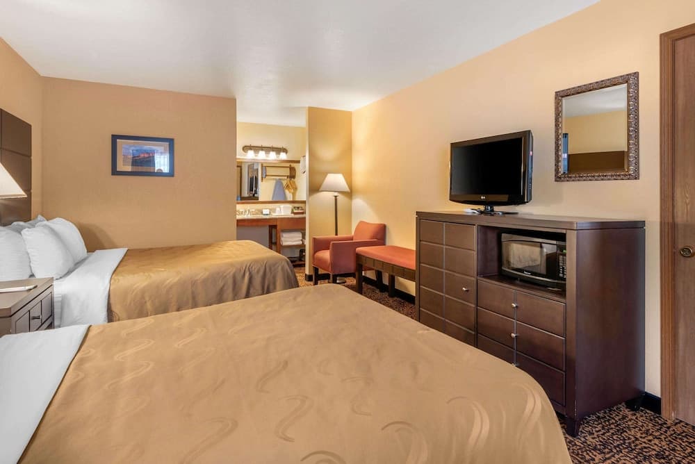 Quality Inn Ouray property views in Ouray, CO — gallery photo 3