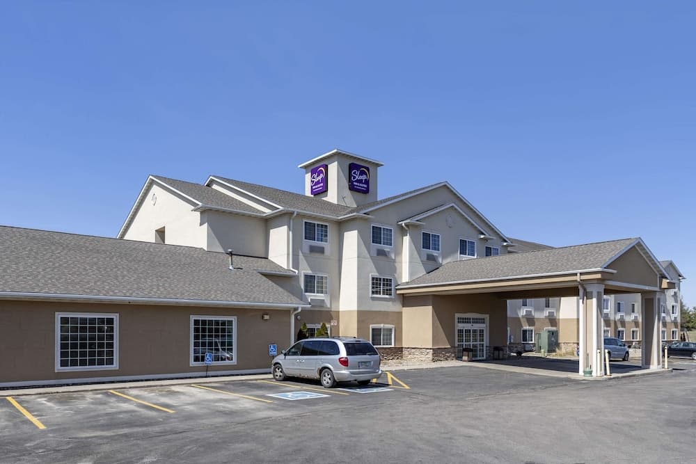 Sleep Inn & Suites Pleasant Hill - Des Moines featured exterior or lobby in Pleasant Hill, IA — similar hotel