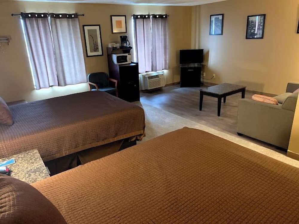 Coyote East Motel property views in Limon, CO — gallery photo 3