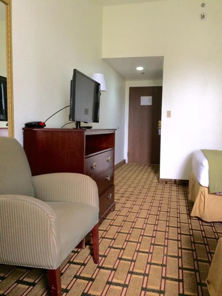 Ruskin Inn Hotel gallery photo in Ruskin, FL — image 5