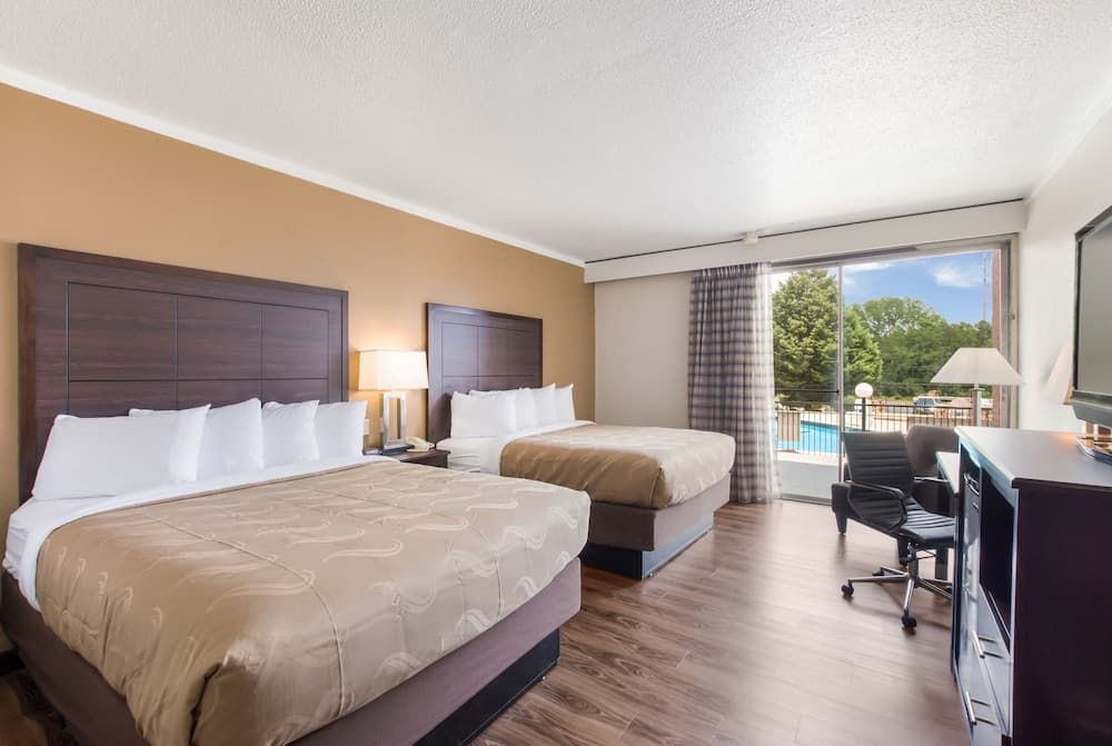 Red Roof Inn Gastonia property views in Gastonia, NC — gallery photo 3