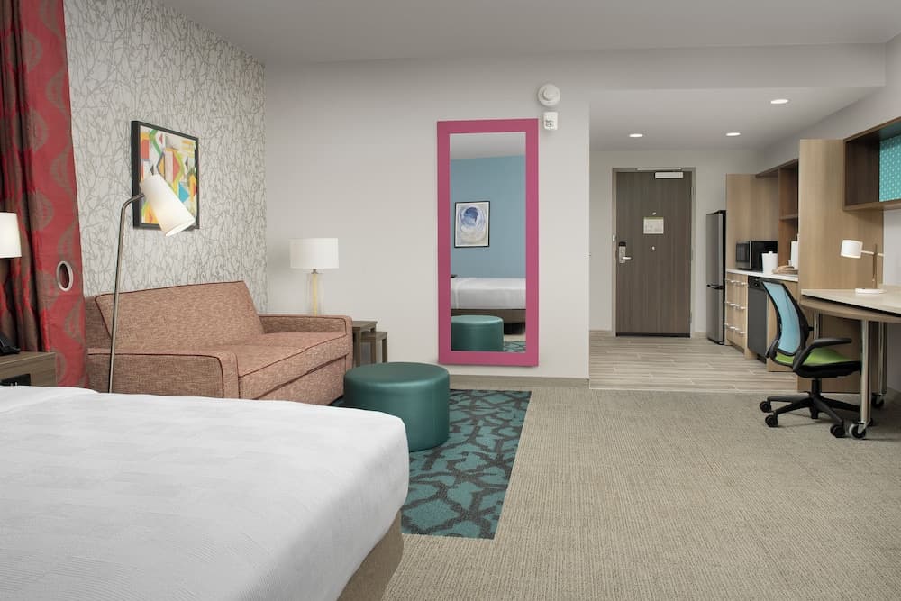 Home2 Suites By Hilton Clearwater St. Petersburg Ulmerton Rd property views in Clearwater, FL — gallery photo 3