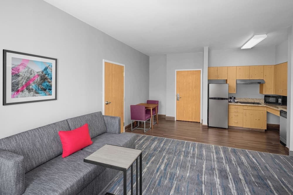Hampton Inn & Suites Orem gallery photo in Orem, UT — image 30