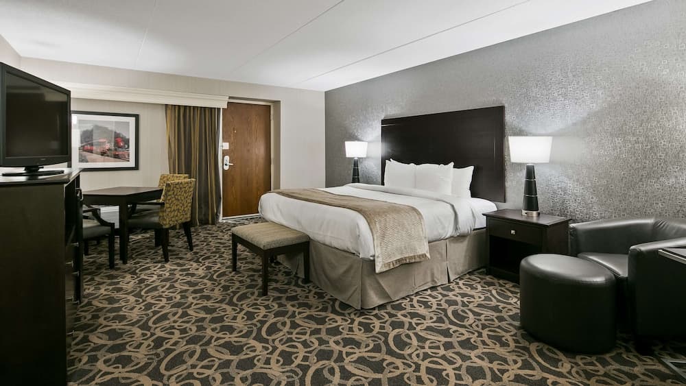 Best Western Ramkota Hotel property views in Aberdeen, SD — gallery photo 3