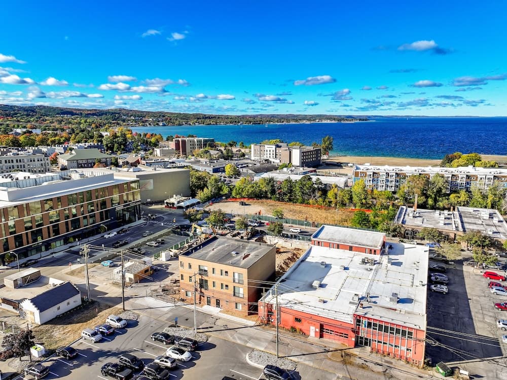 The Loop Downtown By Kasa featured exterior or lobby in Traverse City, MI — similar hotel