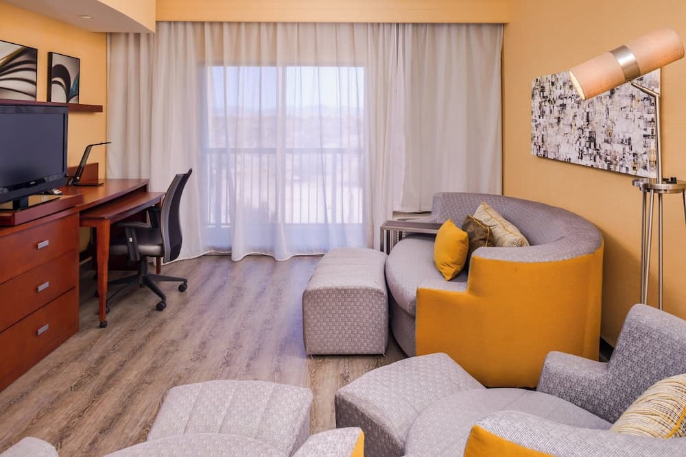 Courtyard Marriott Victorville gallery photo in Hesperia, CA — image 11
