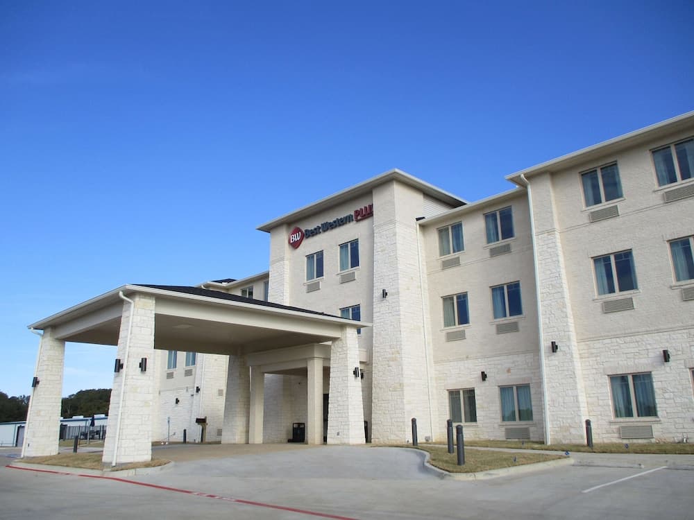 Merica Inn & Suites gallery photo in Wills Point, TX — image 20