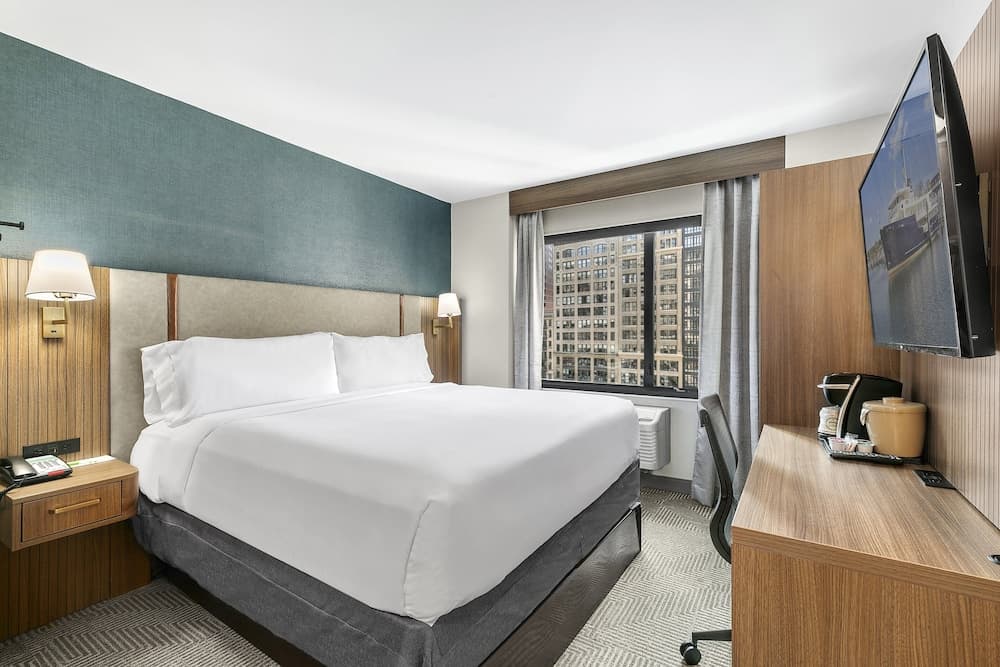 Holiday Inn Manhattan 6th Ave - Chelsea by IHG property views in New York, NY — gallery photo 3