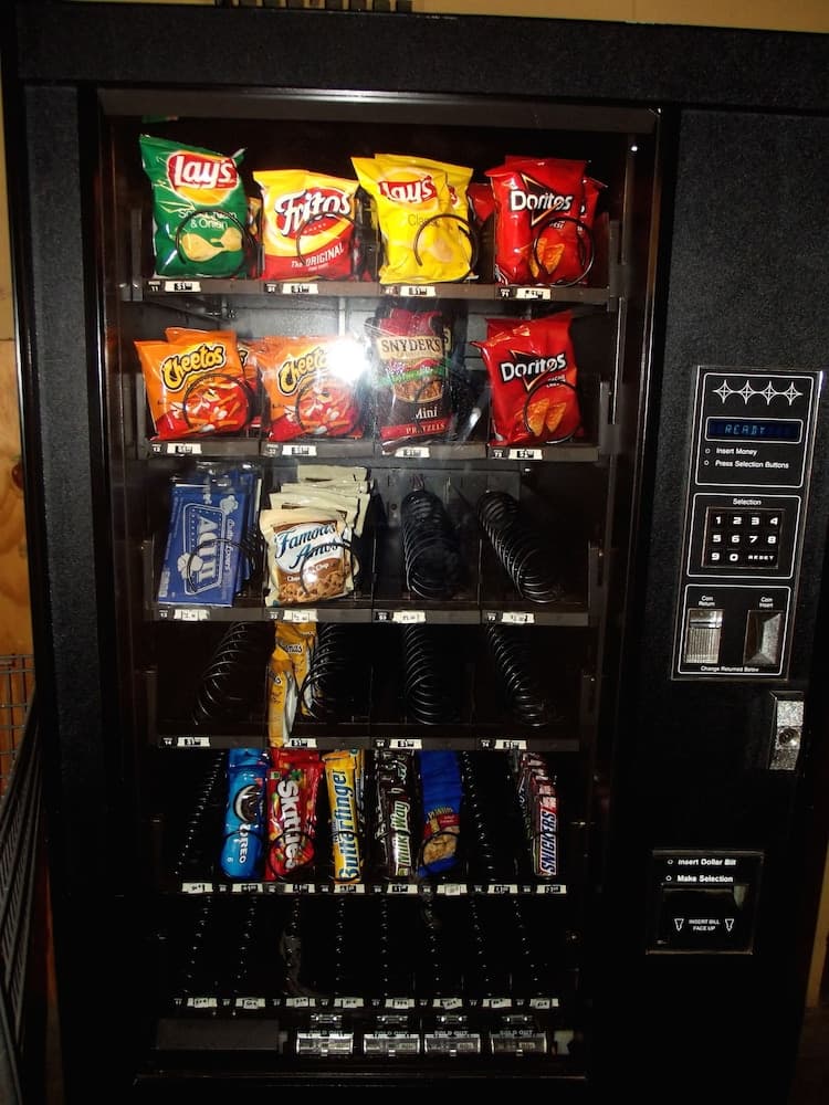 Econo Lodge Mansfield interior in Mansfield, LA — gallery photo 2