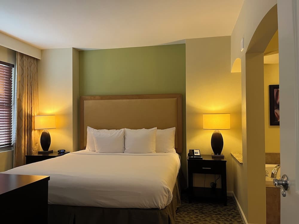 Grandview at Las Vegas interior in Las Vegas, NV — gallery photo 2