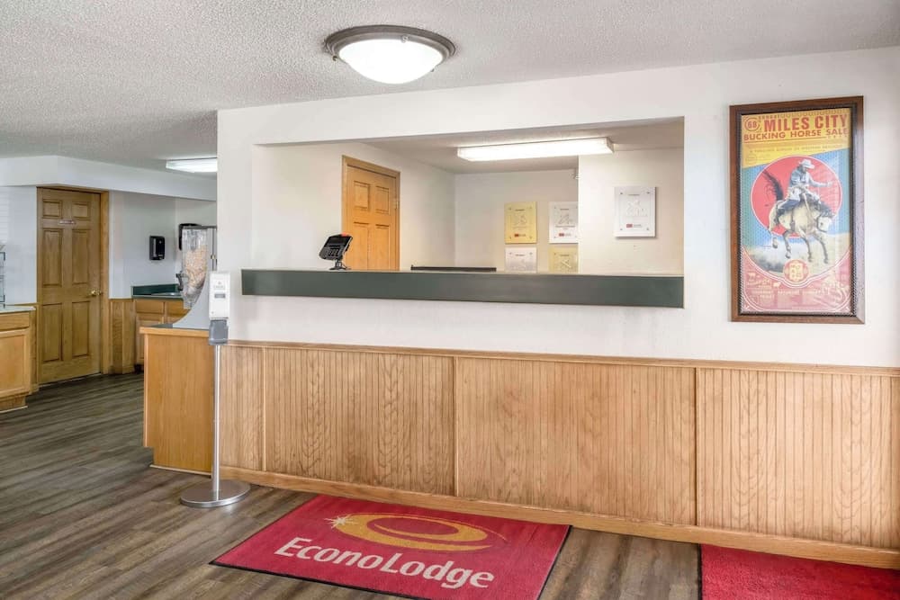 Econo Lodge Miles City I-94 property views in Miles City, MT — gallery photo 3