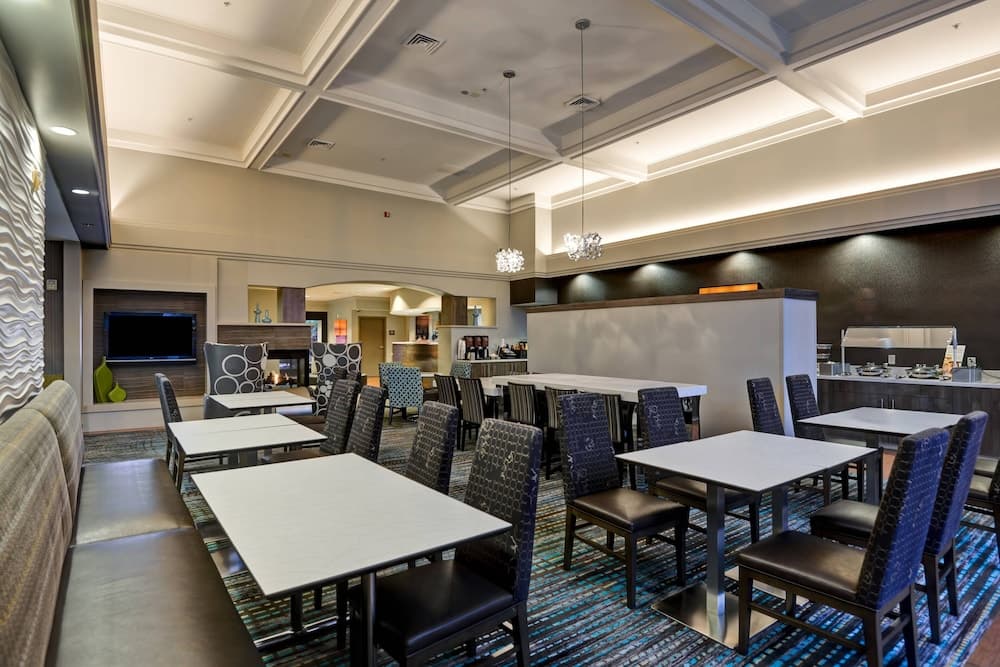 Residence Inn by Marriott Los Angeles LAX/El Segundo property views in El Segundo, CA — gallery photo 3