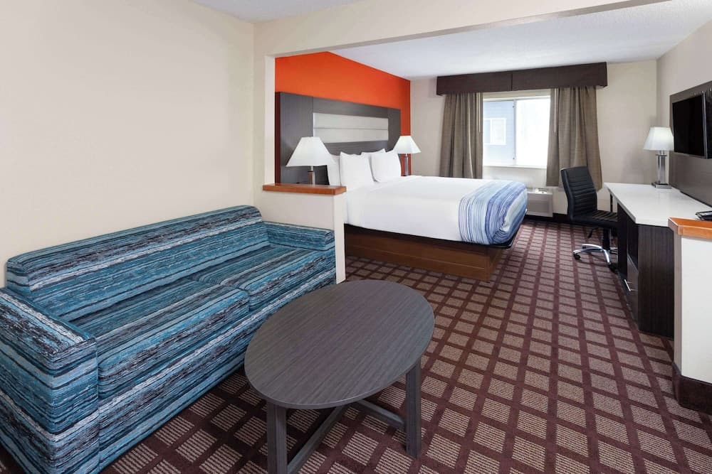 AmericInn by Wyndham Hudson property views in Hudson, WI — gallery photo 3