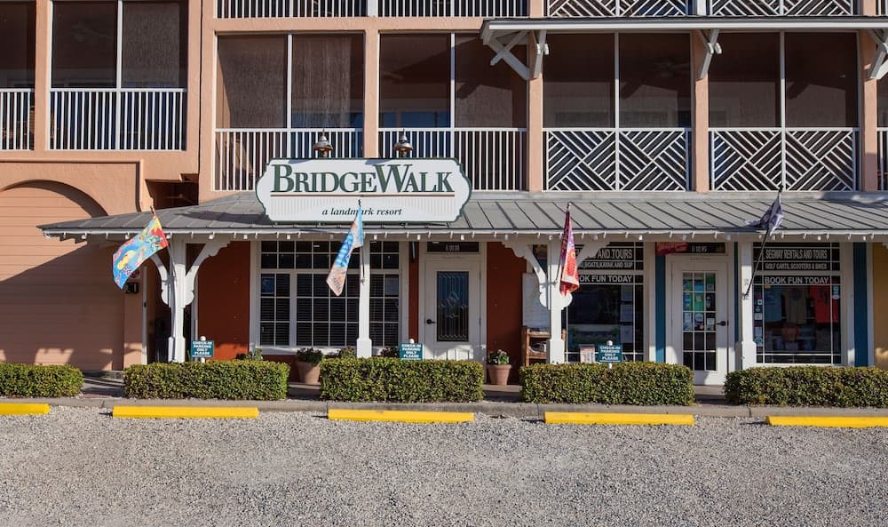 Bridgewalk Resort interior in Bradenton Beach, FL — gallery photo 2