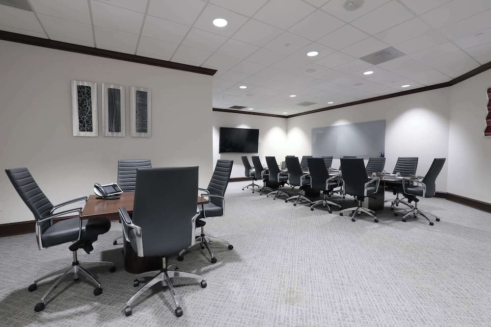 Radisson Plaza Hotel at Kalamazoo Center gallery photo in Kalamazoo, MI — image 53