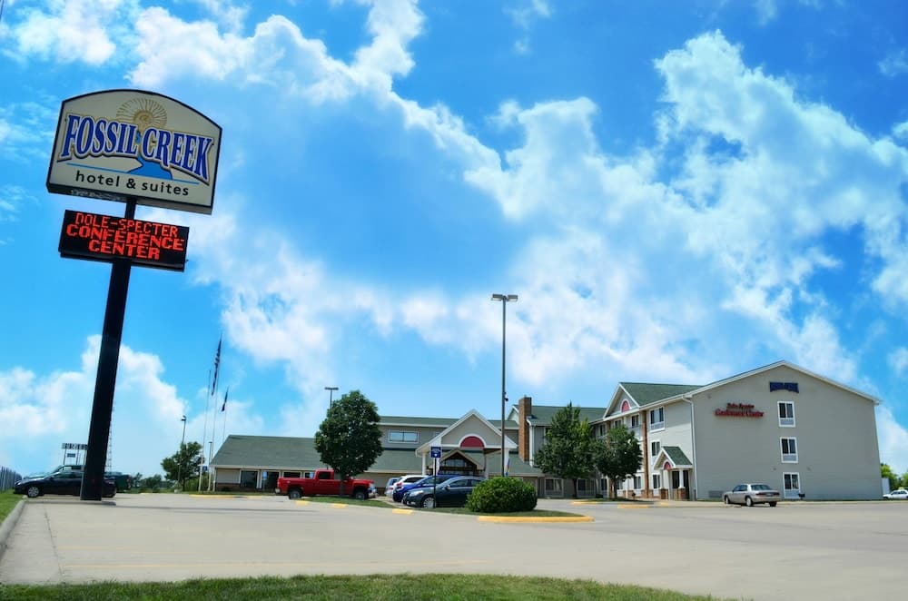Fossil Creek Hotel And Suites featured exterior or lobby in Russell, KS — similar hotel