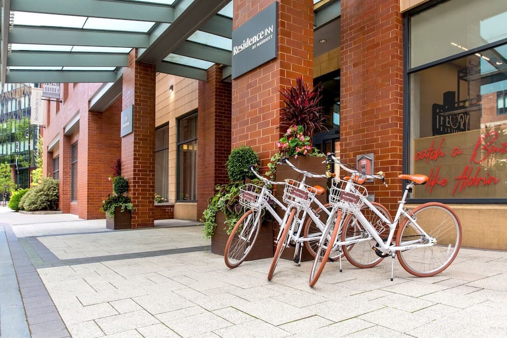 Residence Inn by Marriott Boston Cambridge gallery photo in Cambridge, MA — image 8