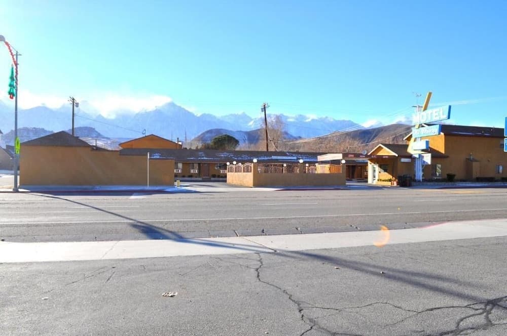 Mt Whitney Motel — hotel in Lone Pine, California