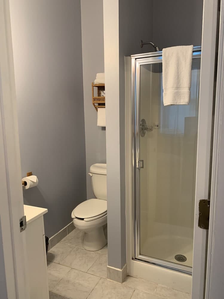 The Hotel Belvidere property views in Hawley, PA — gallery photo 3