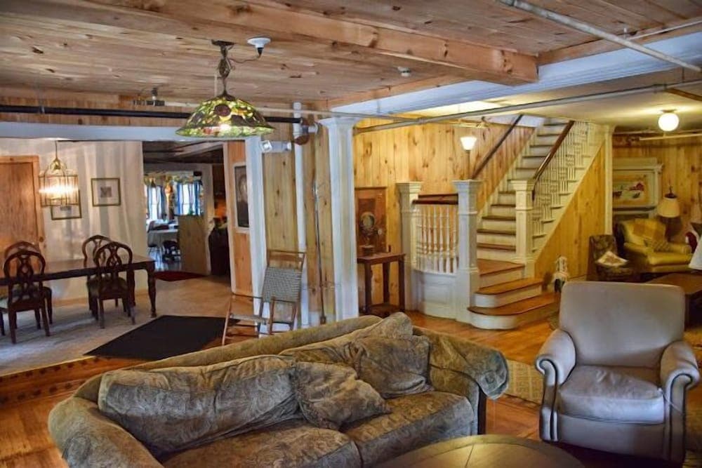 The Baseball Hotel gallery photo in Richfield Springs, NY — image 4