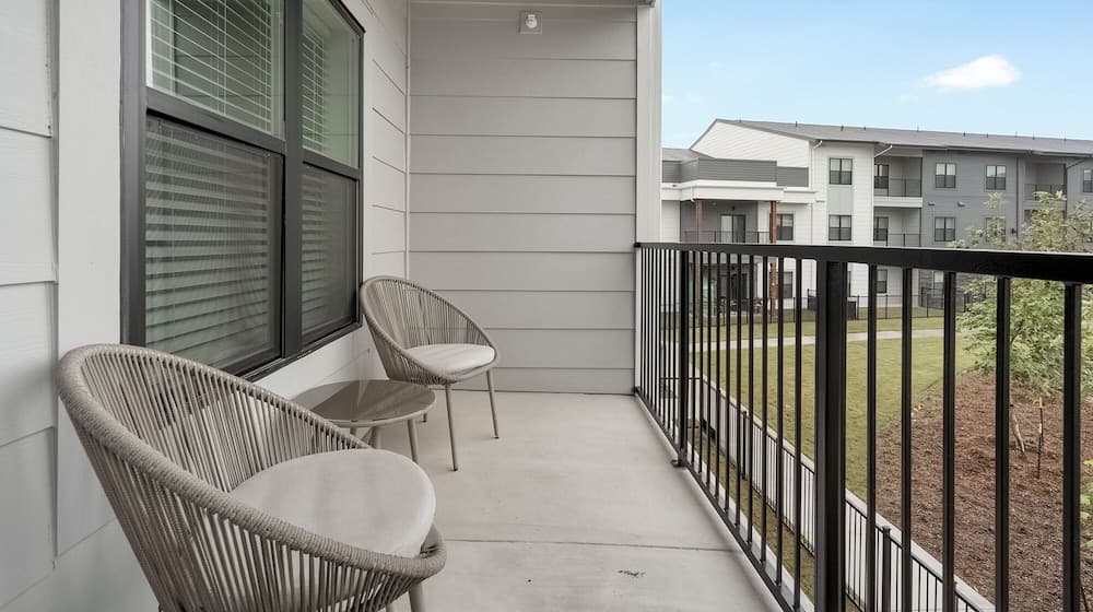 Landing Apartments Seguin property views in Seguin, TX — gallery photo 3