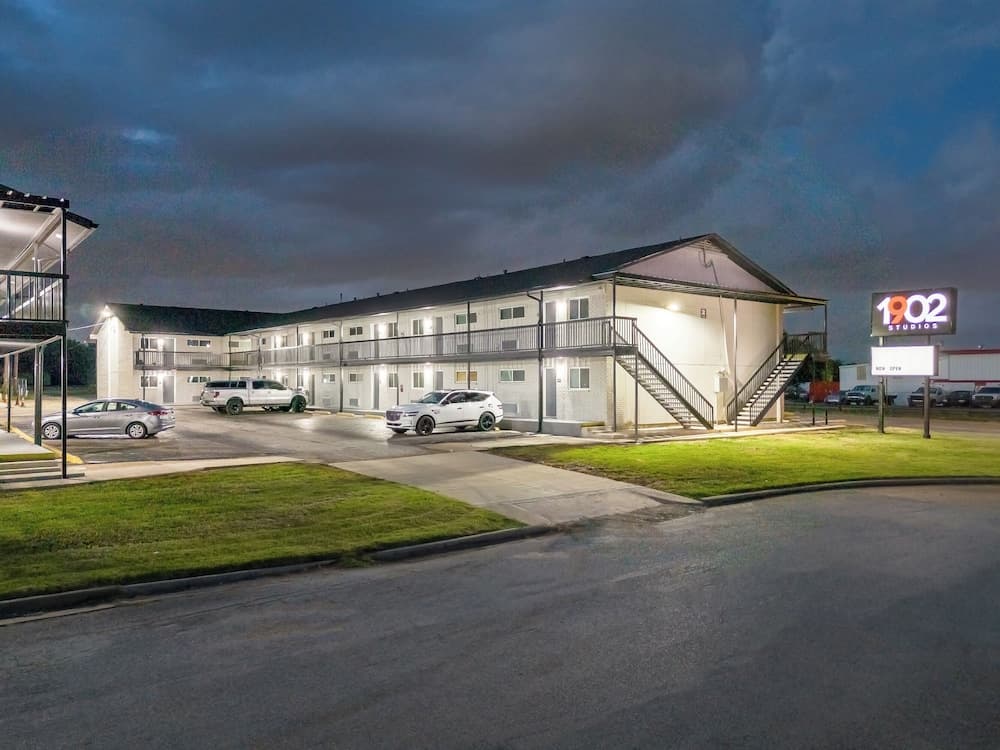 1902 Studios featured exterior or lobby in Grand Prairie, TX — similar hotel