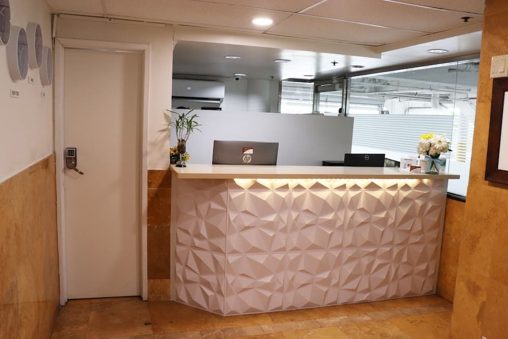 Hometel Suites - Los Angeles (Koreatown) property views in Los Angeles, CA — gallery photo 3