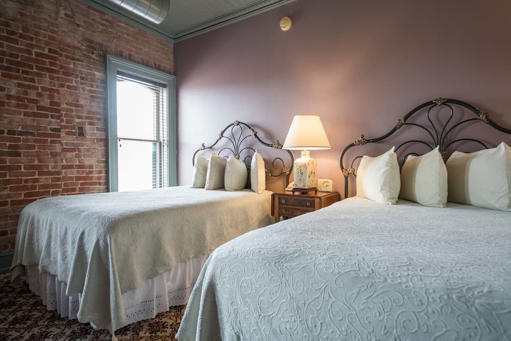 The Black Hawk Hotel gallery photo in Cedar Falls, IA — image 33