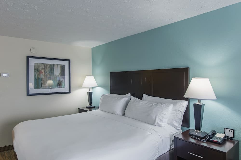 Holiday Inn Express Dandridge by IHG property views in Dandridge, TN — gallery photo 3