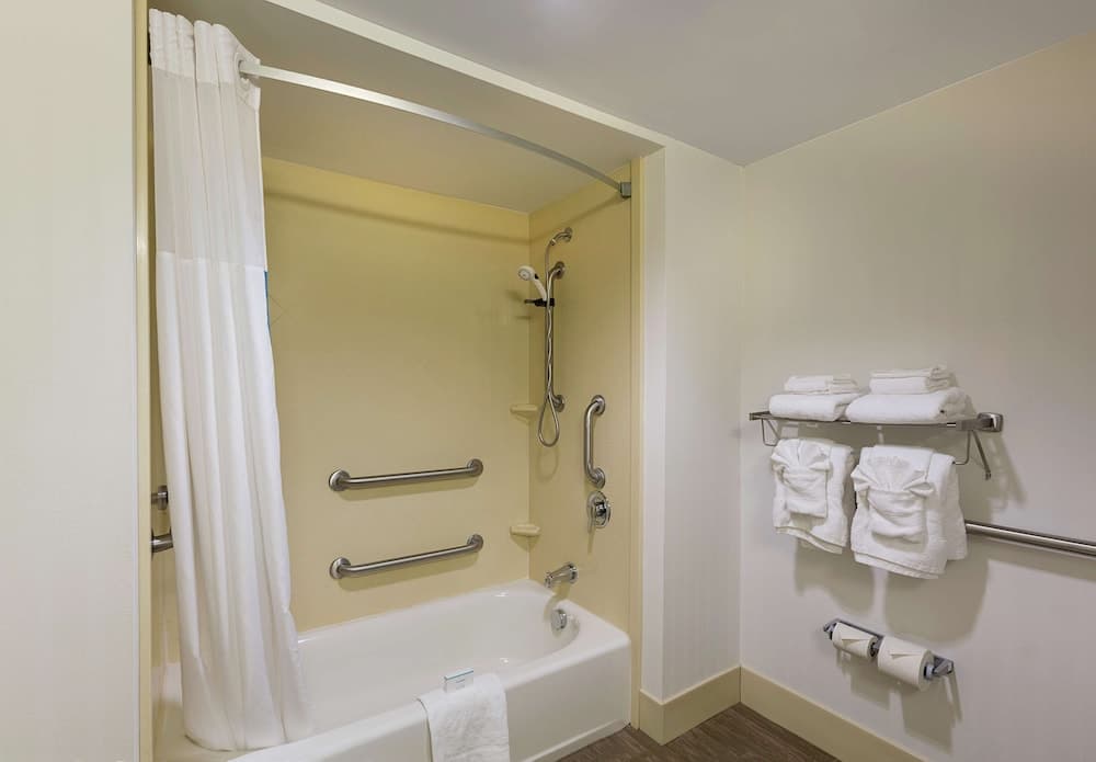 Hampton Inn Charlotte-Belmont at Montcross gallery photo in Belmont, NC — image 27