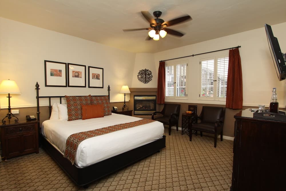 Cypress Inn interior in Carmel, CA — gallery photo 2