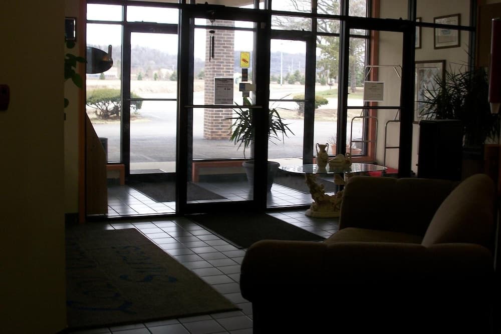 Lodi Valley Suites property views in Lodi, WI — gallery photo 3