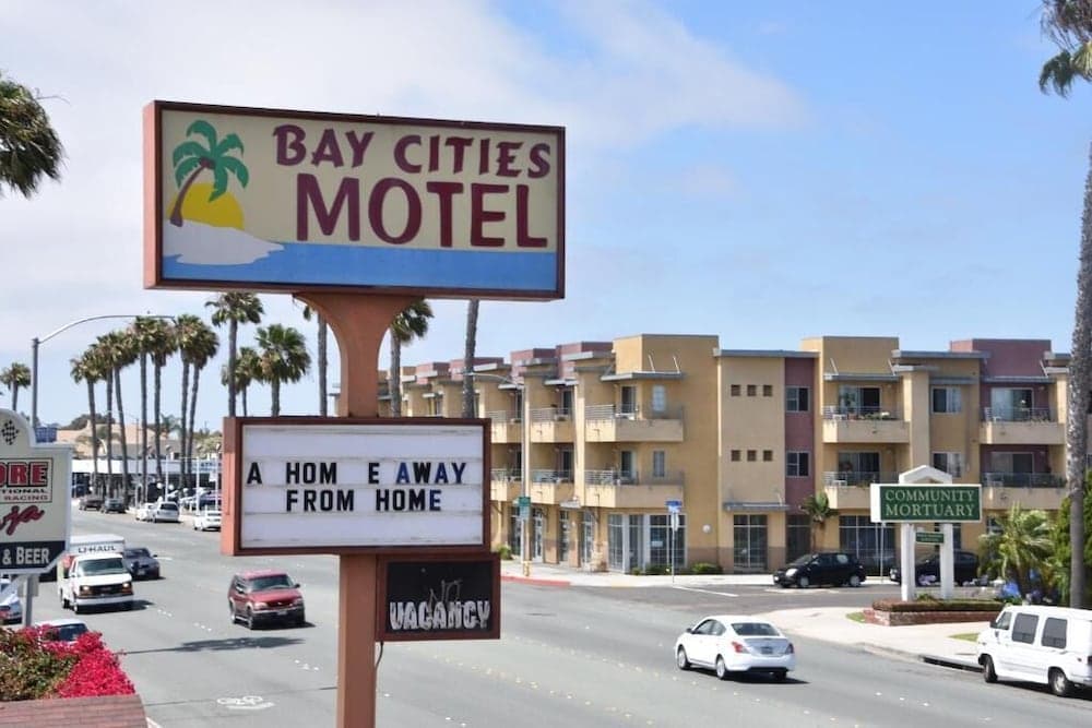 Baycities Motel featured exterior or lobby in Chula Vista, CA — similar hotel