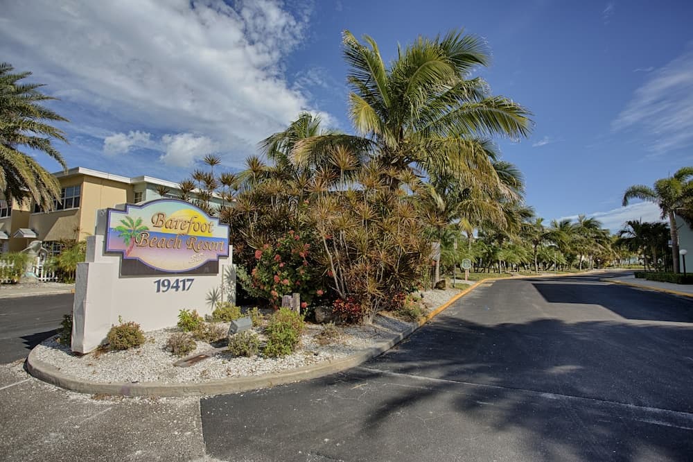 Barefoot Beach Resort property views in Indian Shores, FL — gallery photo 3