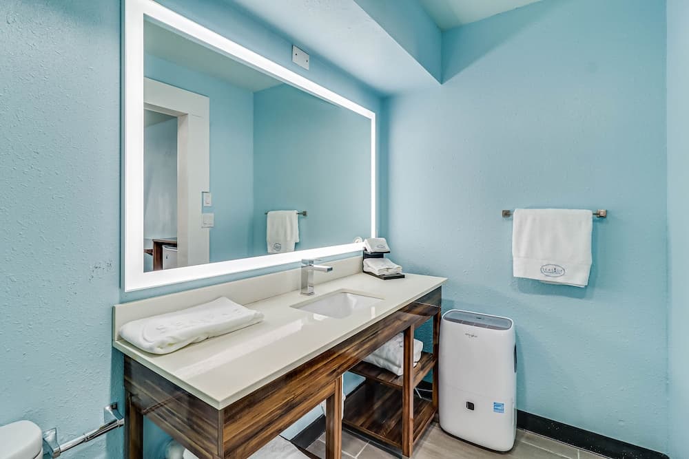 Seaside Boutique Hotel property views in Port Aransas, TX — gallery photo 3