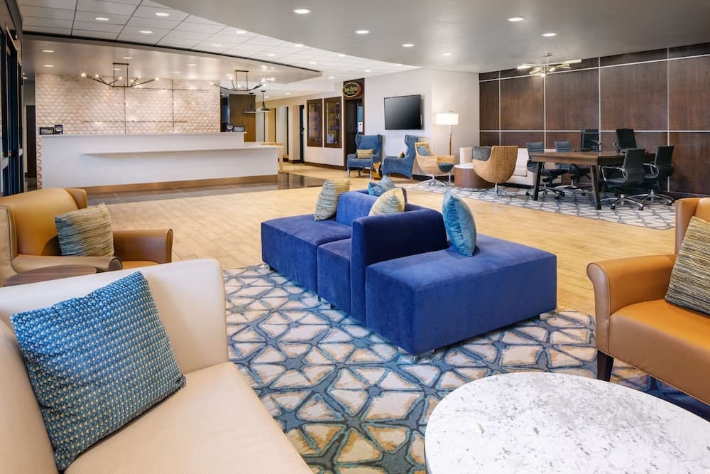 DoubleTree by Hilton Ann Arbor North featured exterior or lobby in Ann Arbor, MI — similar hotel