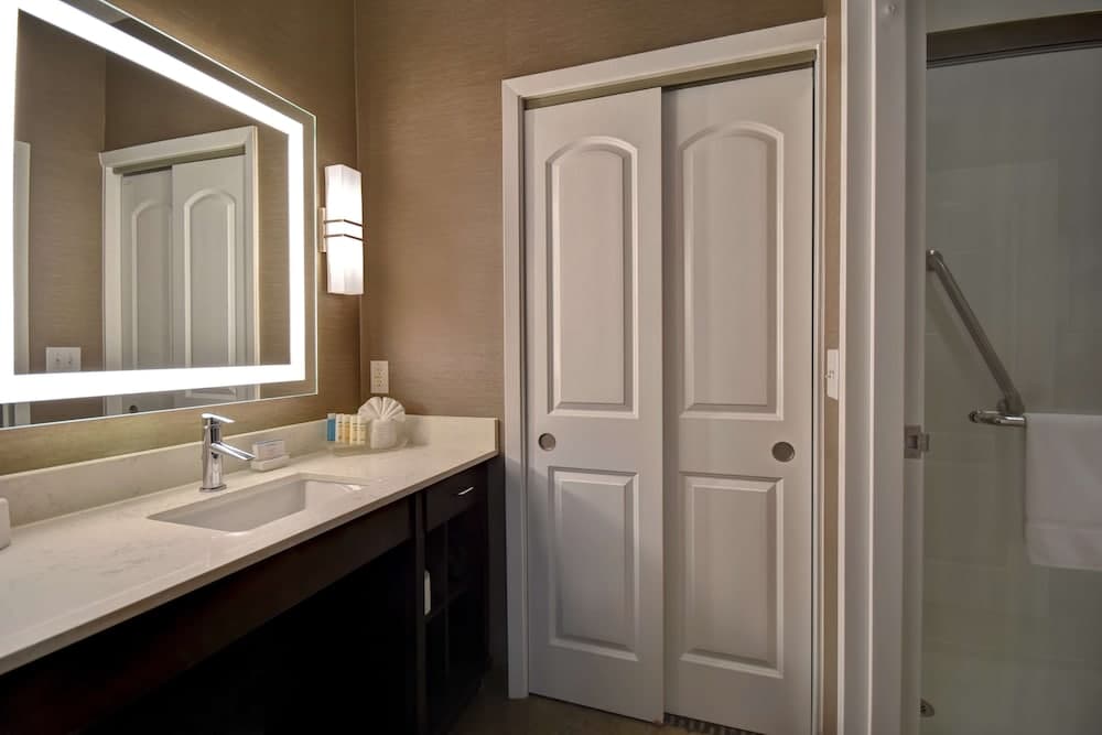 Homewood Suites By Hilton Houston IAH Airport Beltway 8 property views in Houston, TX — gallery photo 3