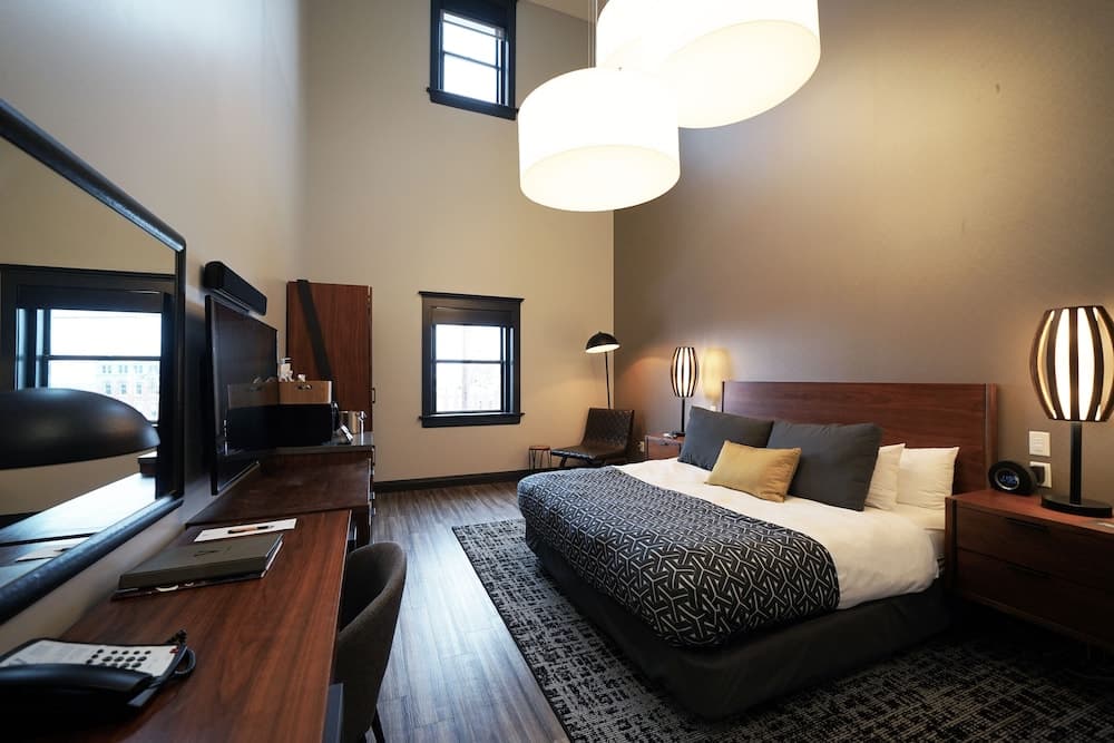 Hotel Vandivort gallery photo in Springfield, MO — image 41