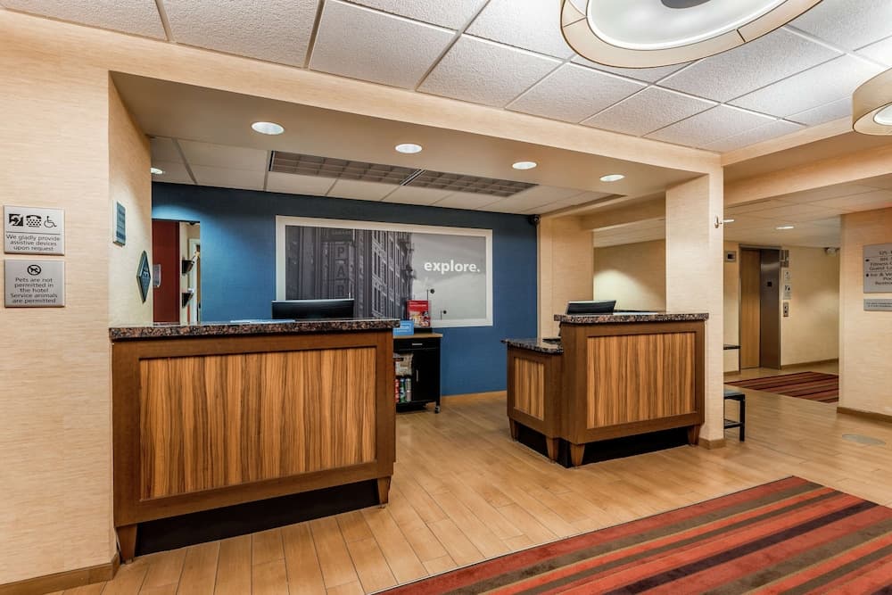 Hampton Inn Milwaukee-Airport property views in Milwaukee, WI — gallery photo 3