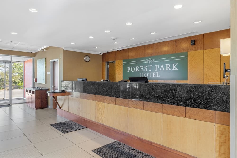 Forest Park Hotel by MDR property views in St. Louis, MO — gallery photo 3